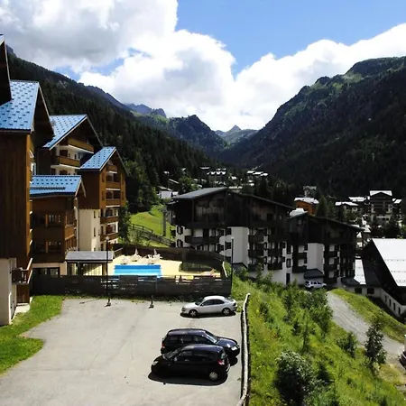Duplex Pers. Proche Des Pistes - Pieces 95 * مودان